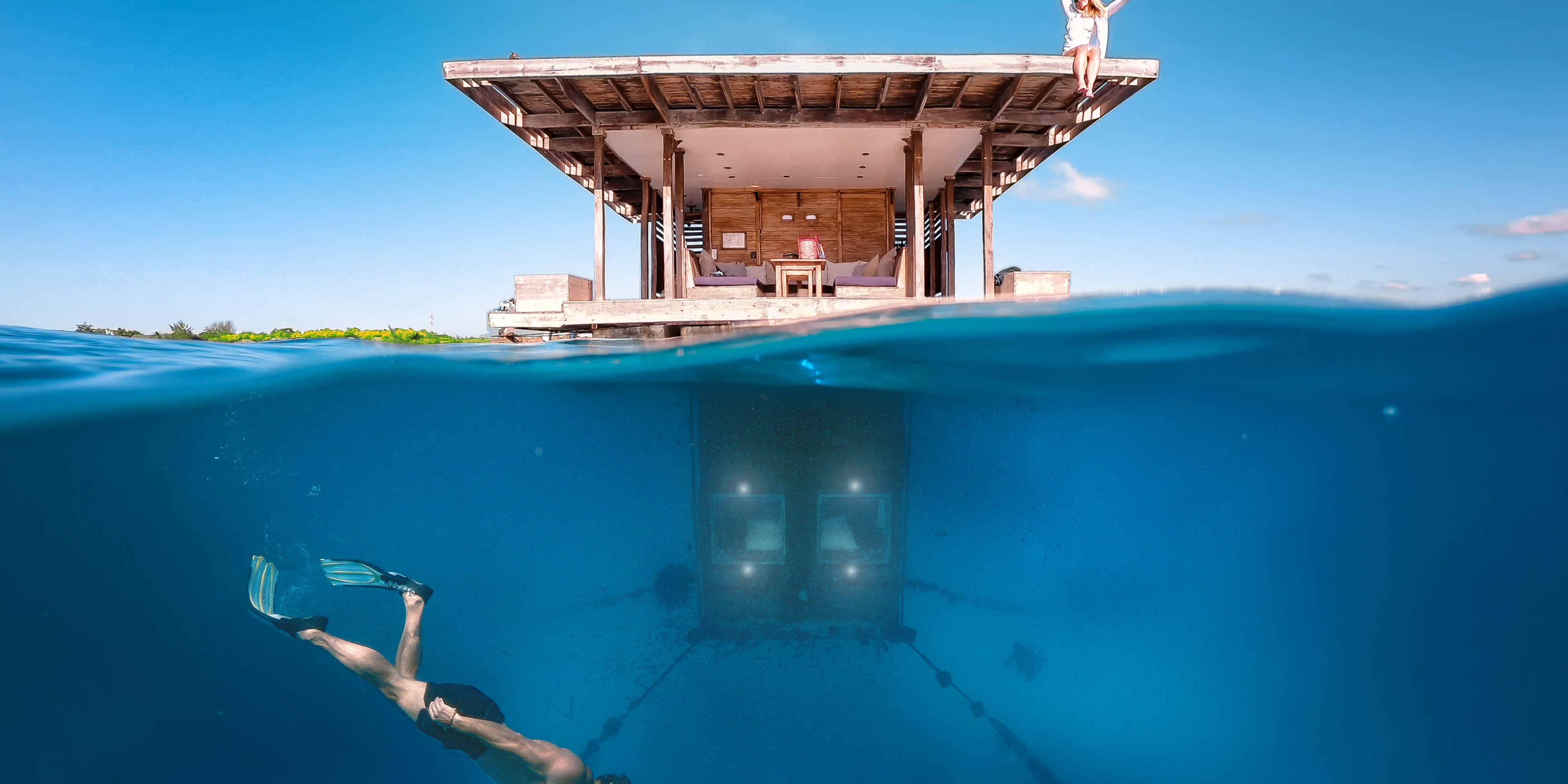 The Manta Resort - The Underwater Room